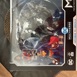 Superman Vs Godzilla Dc McFarlane Action figures