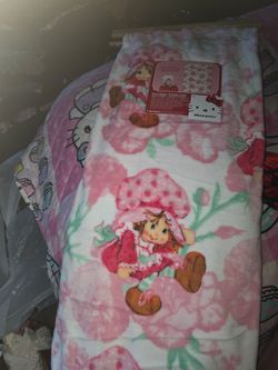 Strawberry Shortcake 🍰 blanket
