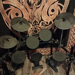 Simmons SD7PK Electronic Drum Kit