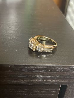 14k 3 stone engagement ring