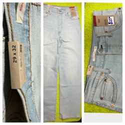 Levis