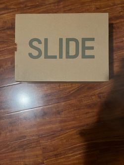 Adidas Yeezy slides