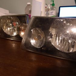 Ford Ranger Headlights/Tail Lights/Blinkers