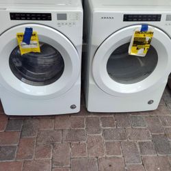 Front Load Washer And gas Dryer like new 