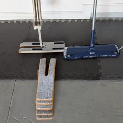2 Mops With Pads 