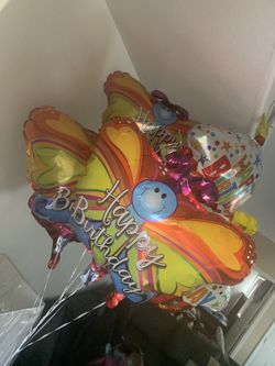 8 birthday balloons $4