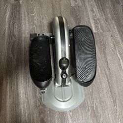 🚴‍♀️ In Motion Under Desk Elliptical