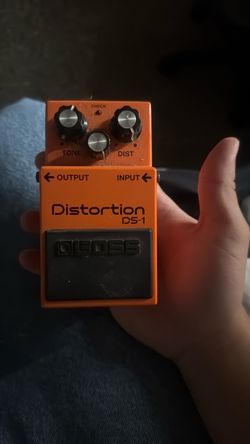 Boss DS1 distortion pedal