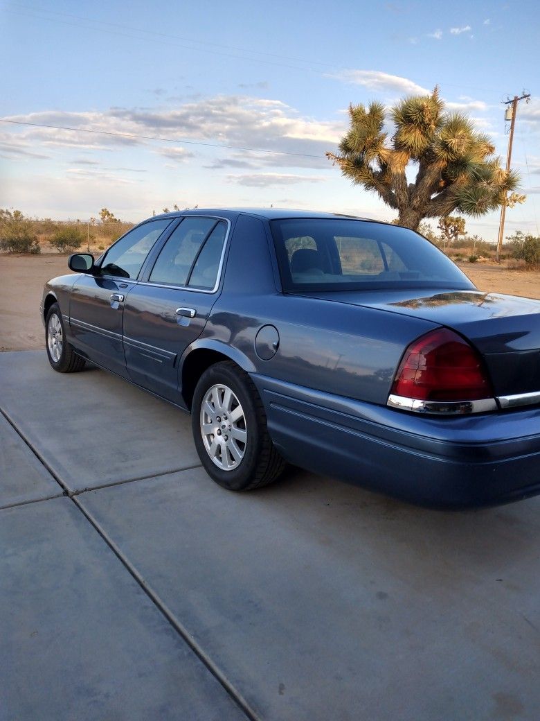2008 Ford Crown Victoria