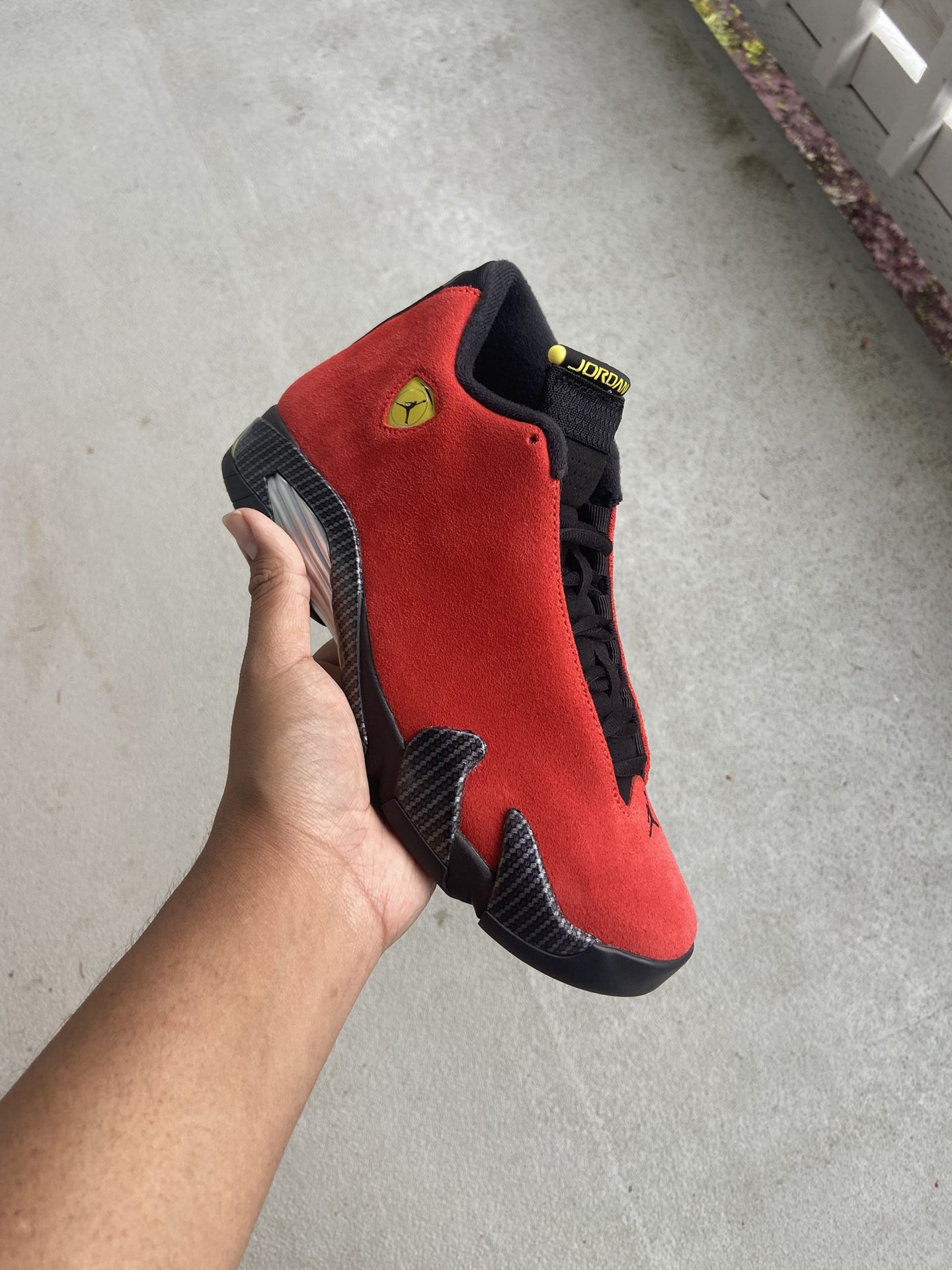 Jordan 14 Retro Ferrari (2025) Men’s 8 & 11M