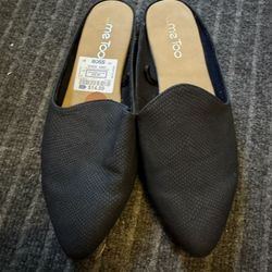 WOMENS SIZE 8 SLIP ON DRESS SHOE