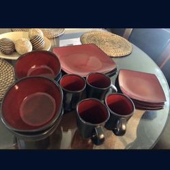 Gibson Dinnerware 16pcs 