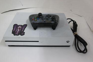 Microsoft Xbox One S 500GB Console  W/Controller