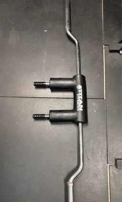 Titan Fitness Safety Squat Bar