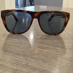 Gucci Sunglasses GG0926S