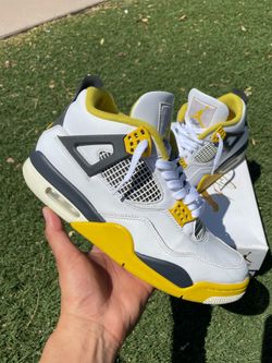 Sz 10.5 Jordan 4 $60 FIRM NO TRADES