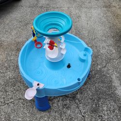 Spinning Seas Water Table