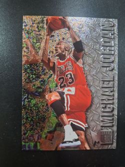 Michael Jordan 1996-97 Fleer Metal Basketball Card