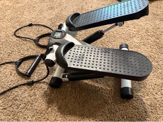 Mini fitness stepper