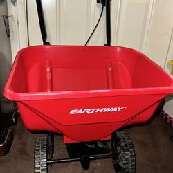 EarthWay Broadcast Spreader with 65 Pound Capacity