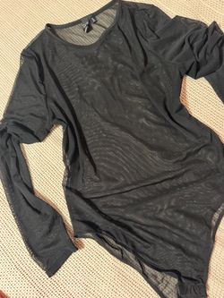 Windsor Black Mesh Top Size XL