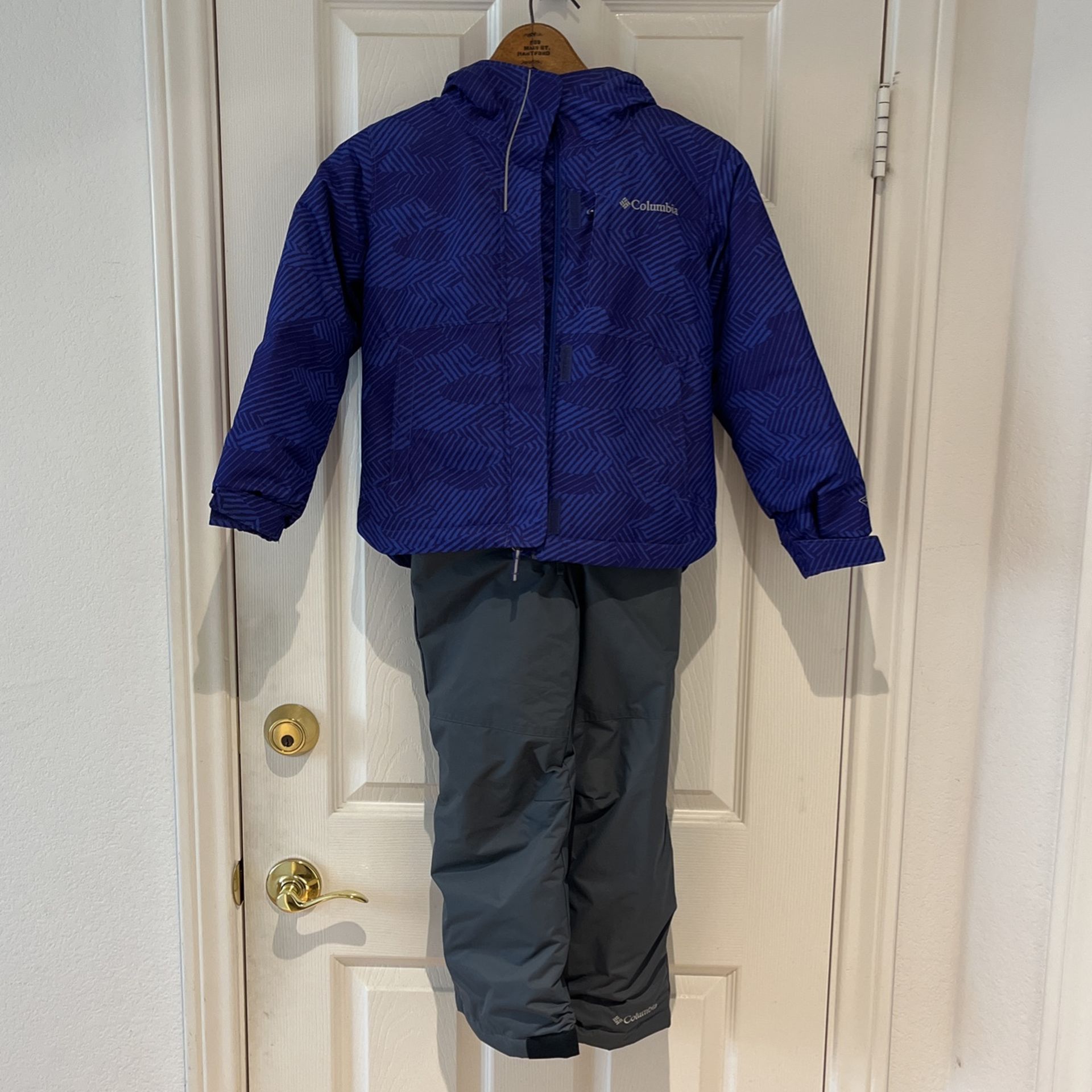Columbia Youth Size XS Winter Snow Gear, Omni Heat Jacket Snow