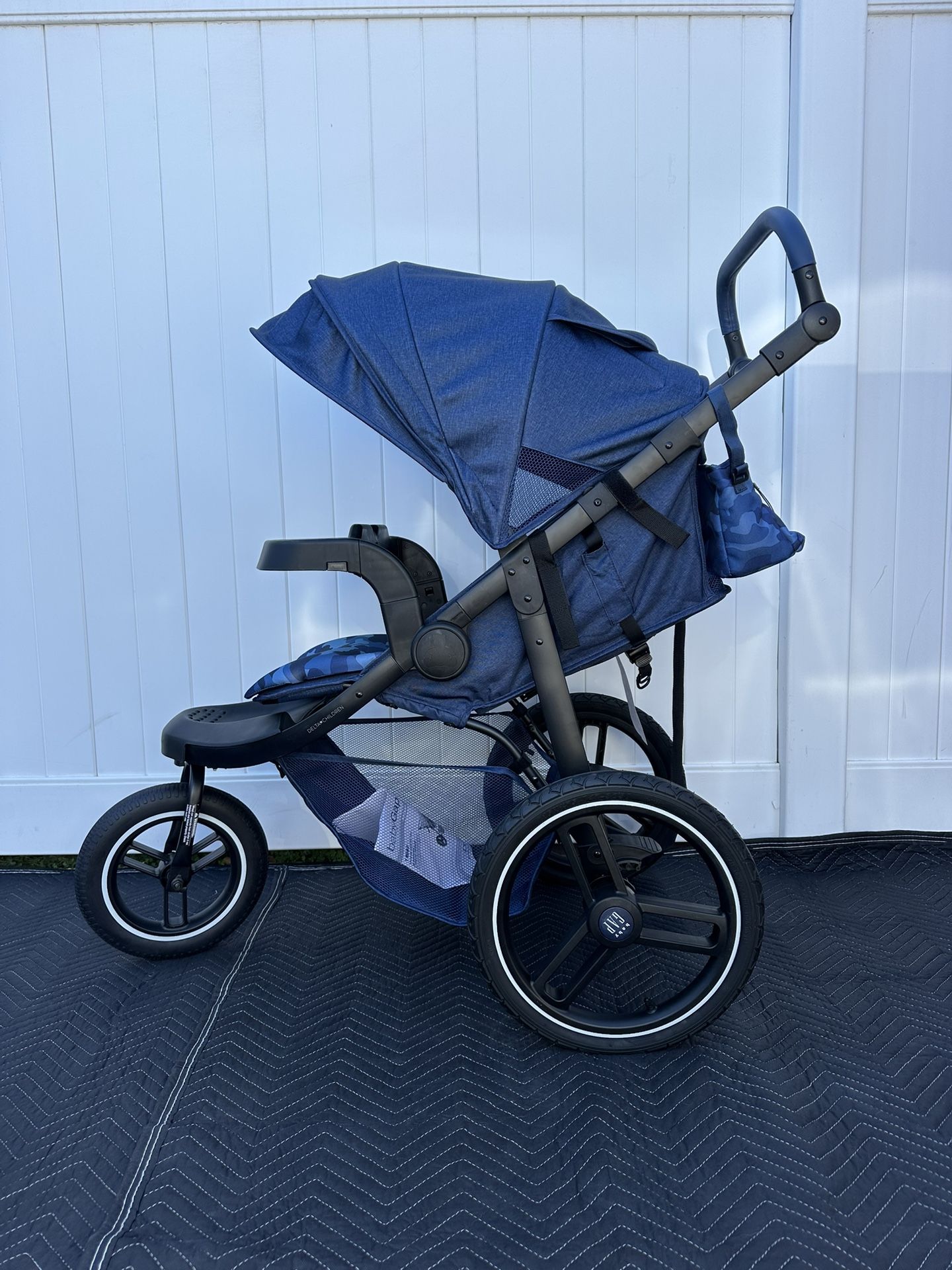 Baby Gap Jogger / Jogging Stroller