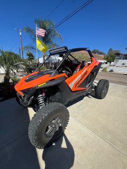 Polaris RZR Turbo R Ultimate