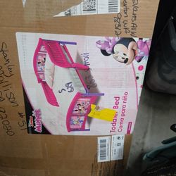 Minnie Toddler Bed Brand New I Box Never Opened