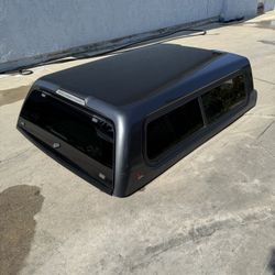 Leer 100XR Camper Shell Toyota Tacoma 2026/2023 6’4”