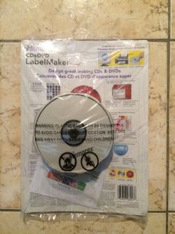 Disk labeler