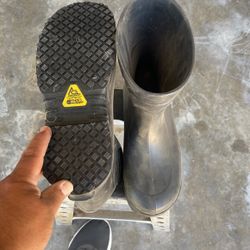 Rubber work boots