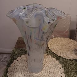 Large Art Glass Ruffled Vase