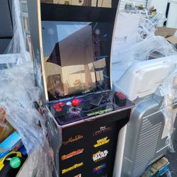 Legends Ultimate Mini