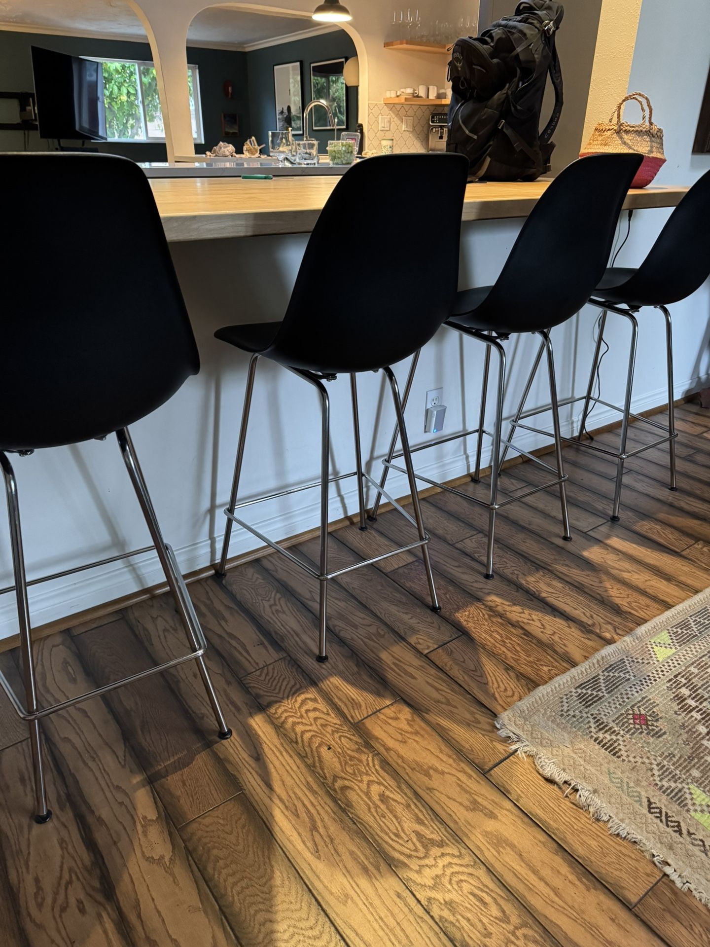 Eames Molded plastic Stools (4) Authentic