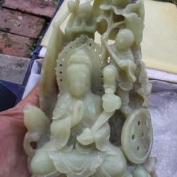 Green.   Jade  Very Rare Jade...befor The 1900 ..0ne Of A Kind. china .been In Box For 80 Years