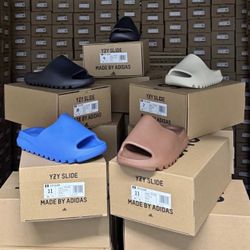 Yeezy Slides 