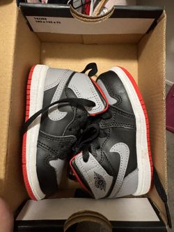 Jordan Mids Toddler