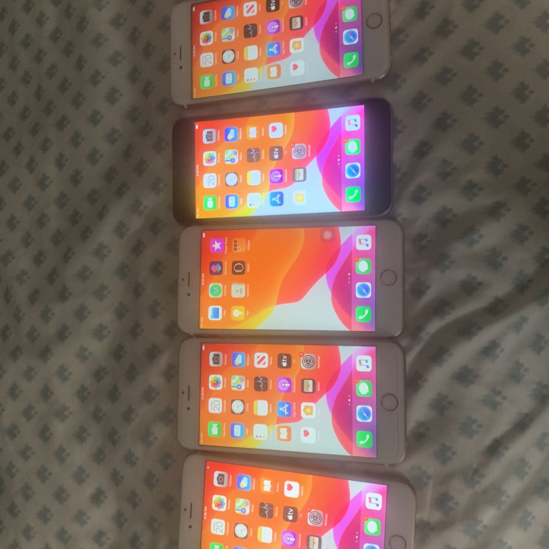 (A Lot Of iPhone 6s Plus 64gb Unlocked For All USA and Overseas Carrier Networks For $900