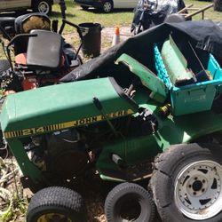 Old John Deer Riding mower/Tractor