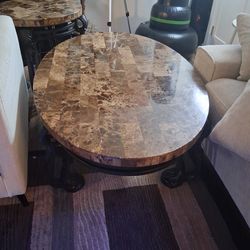 Living room table and end tables