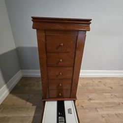 Antique Chest Drawer With Safe