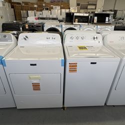 Maytag Set 3.8. Cu Ft Washer And Dryer Gas 