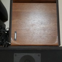 Matching Set Of Bose 4.2 Speakers. $200. Pickup In Oakdale 