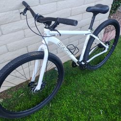 29 er Gravity Mountain Bike Nice 