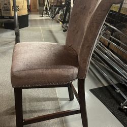 4 Bar Stools 