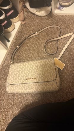 Mk crossbody pouchete