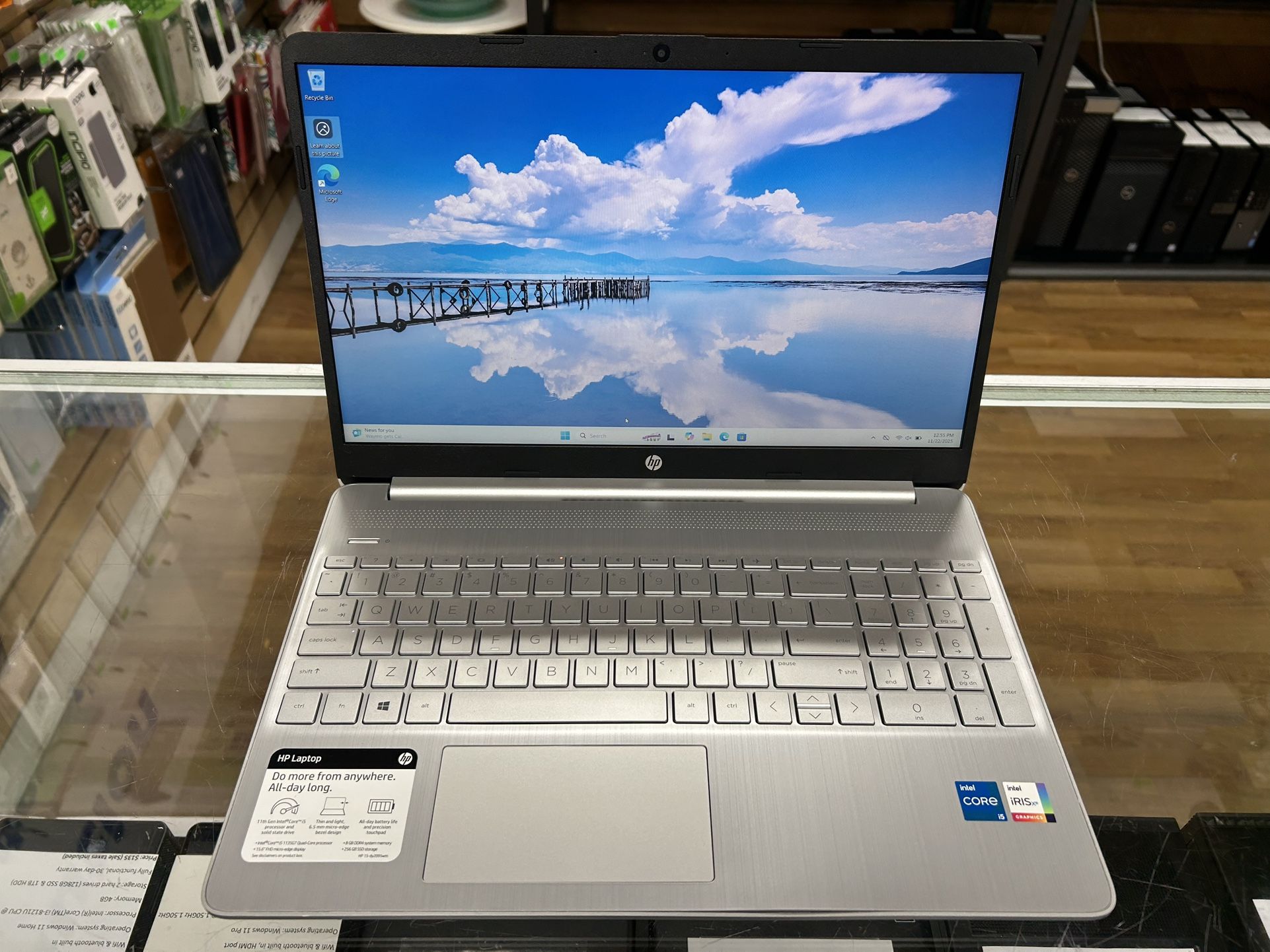 HP laptop Model 15-dy2095wm 15.6 inch core i5-11th gen 16GB RAM 256GB SSD