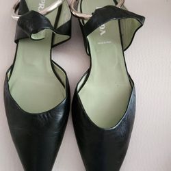 Prada Shoes Vintage Ankle Metal Ring Used 💯 Original