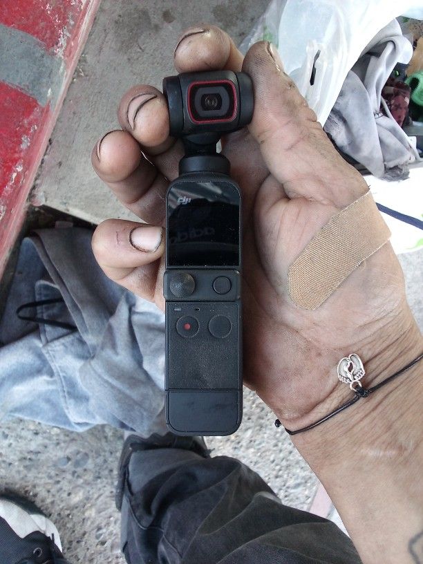 Handheld Video Camera